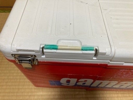 クーラーボックス
