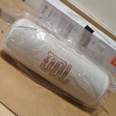 美品USED 音質バツグン！JBL Flip 6　WHITE の画像