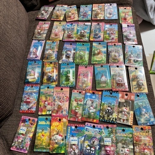 ハローキティ　ファスナーマスコット　44個