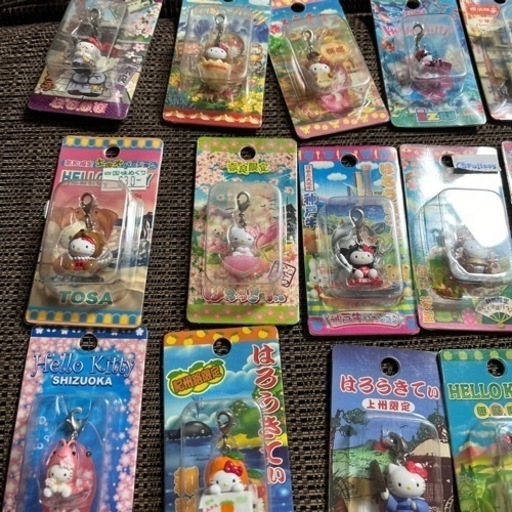 ハローキティ ファスナーマスコット 44個セット ハローキティ ファスナーマスコット 44個 ファッション