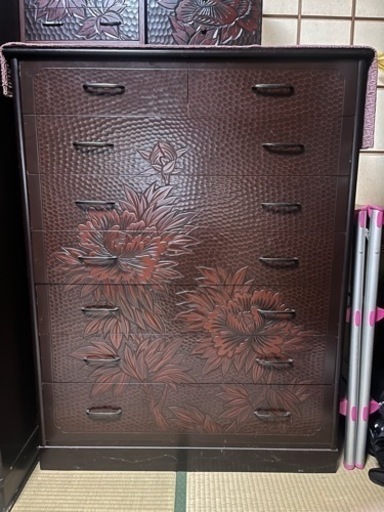 決まりました。鎌倉彫り和ダンス