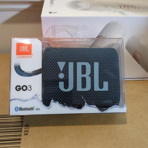 「取引中」国内正規品JBL GO3 Bluetoothスピーカー 家電 オーディオ　送料無料
