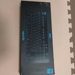 【最終値下げ】ゲーミングキーボード　ロジクールの画像