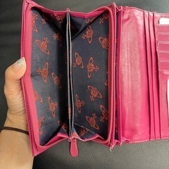 Vivienne Westwood＊長財布の画像