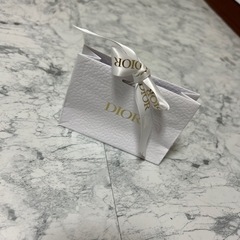 ディオール　プレゼントの箱