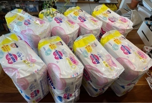 値下げ不可【8パック416枚/定価12240円】 Merris メリーズ　ずっと肌さらエアスルー　パンツ　Mサイズ  