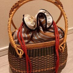 取引完了_未使用品 竹籠バッグ巾着付き（浴衣などお祭りの服に合います）