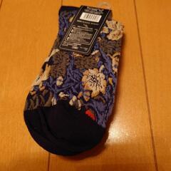 受け渡し予定決定　新品タグ付き　ウィリアムモリス　ソックス　の画像