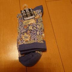 受け渡し予定決定　新品タグ付き　ウィリアムモリス　ソックス　淡色　