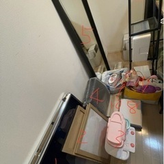 全身鏡、額、ぬいぐるみ、ラック、ままごとキッチンなど