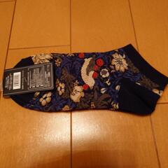 受け渡し予定決定　新品タグ付き　ウィリアムモリス　くるぶし靴下　の画像