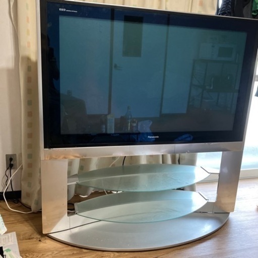 パナソニック50型テレビ、台座