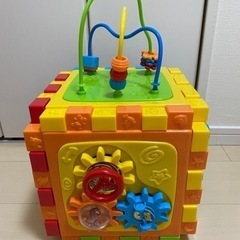 トイザらス ブルーイン　遊びがいっぱい アクティビティ キューブの画像