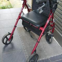 シルバーカー(歩行補助車)