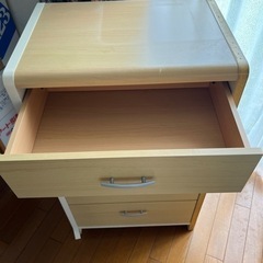 家具チェストの画像