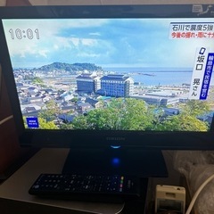 値下げ美品DVD搭載　オリオン19型テレビ　　の画像