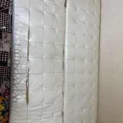 ソファーベッドの画像