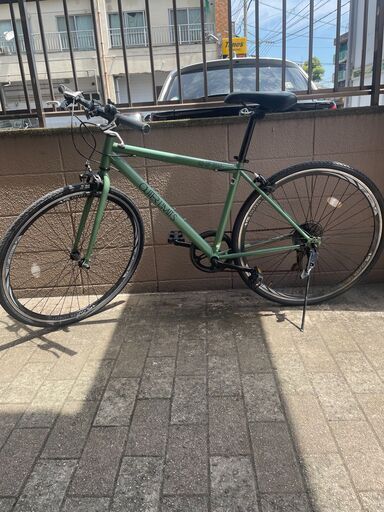 リサイクルショップどりーむ荒田店 No1270 自転車　クロスバイク　２８インチ　アウターリミッツ　マットカーキカラー　ギア切り替え付き♪