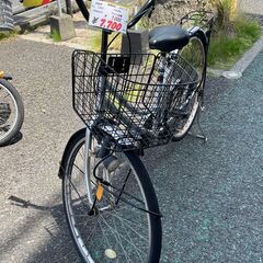 リサイクルショップどりーむ天保山店　No1203　自転車　26インチ　ママチャリ　シルバー　カゴ付き　ライト故障　の画像