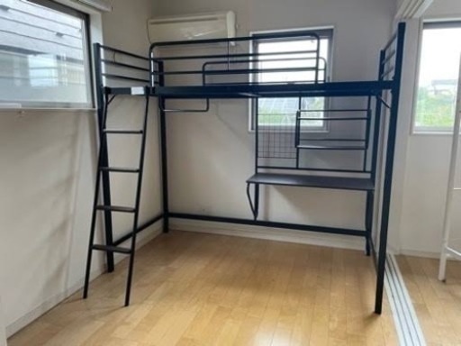 ロフトベッド　家具　ベッド　机