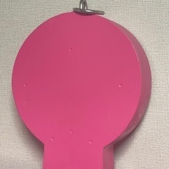 巨大のピンクの錨(鎖付属)