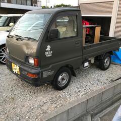 車のパーツ
