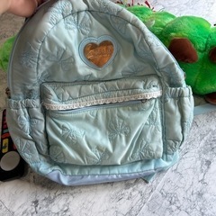 パザパ　リュック　りぼん刺繍 