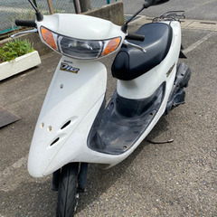 原付　白DIO 