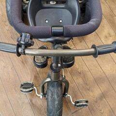 配送無料 舵取り手押し三輪車!!の画像