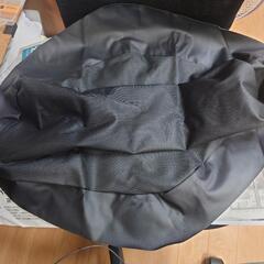 v100 シートカバーの画像