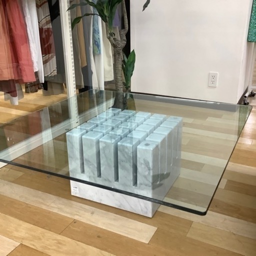 値下げしました！！cattelan italia ローテーブル　入荷しました。