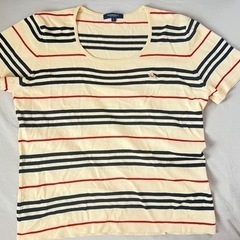 BURBERRY 
Tシャツ
