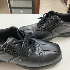 O2406-076 TOPAZ スニーカー ブラック　サイドジップ サイズ:23.5cmEEE キズ汚れ有りの画像