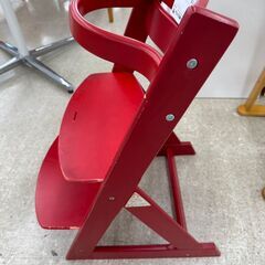 ★ジモティ割あり★ (株)大川家具 ベビーチェア 赤 H78×D51×W45 クリーニング済み TJ6233の画像