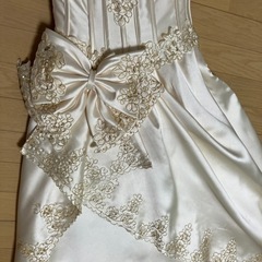 ウエディングドレスの画像
