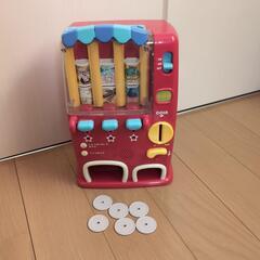 ディズニー　自動販売機　おもちゃ　おしゃべり