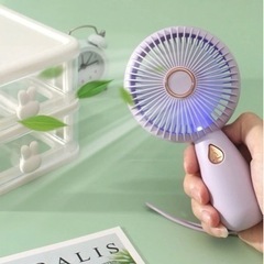 ♡新品♡ハンドヘルドミニファンLEDライト　紫🟣の画像