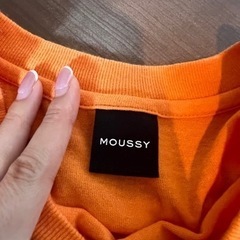 moussy Tシャツの画像