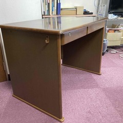 机　無料で差し上げます