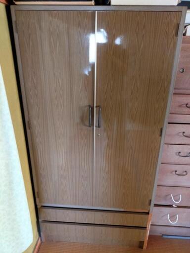 家具 収納家具　タンス