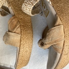 1万7000円　アイランドスリッパ  サンダル　ベージュ　5 23cmの画像