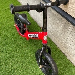 ストライダー　赤の画像