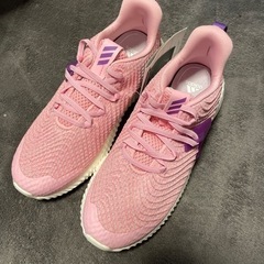 adidas 新品未使用　ピンク　21センチ