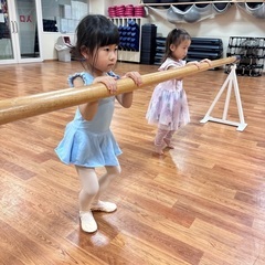 音楽性、柔軟性、芸術性、表現力を高められる子どものバレエスクール🩰の画像