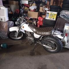 バイク　スズキ、バンバン２００cc