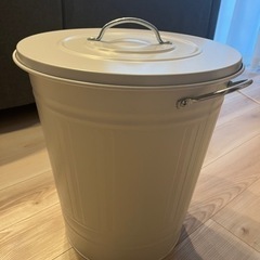 お譲り先決まりました　新品⭐︎IKEAゴミ箱