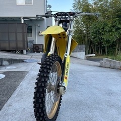 スズキ RM125の画像