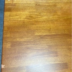 ダイニングテーブルの画像