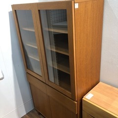 UNICO 2枚扉食器棚