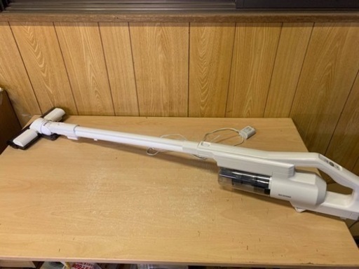 ⭐️アイリスオーヤマサイクロンスティッククリーナー⭐️ ⭐️SCD-181P-W⭐️